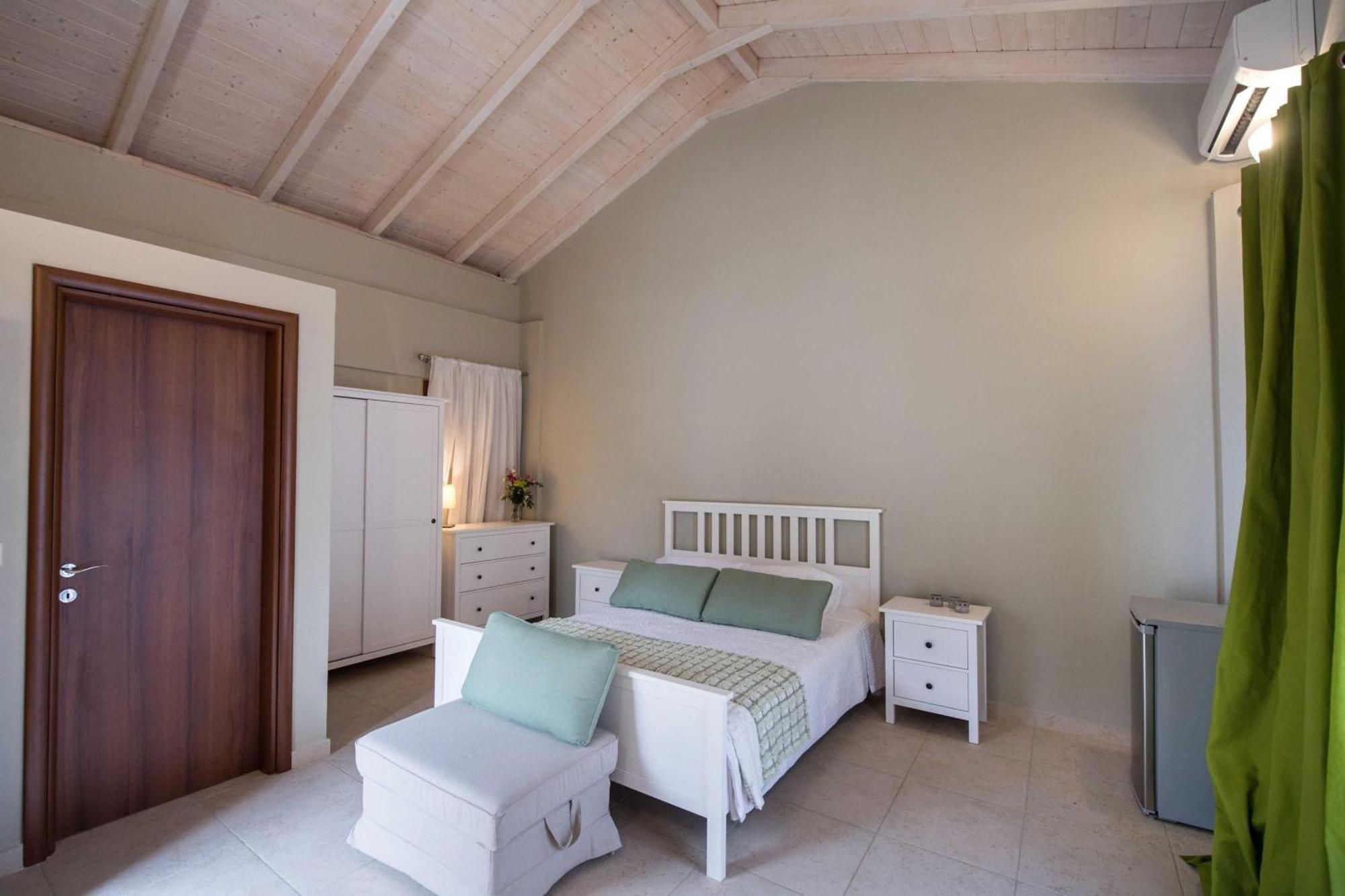Nv Suites - Sea Front Av Properties ニキアナ エクステリア 写真