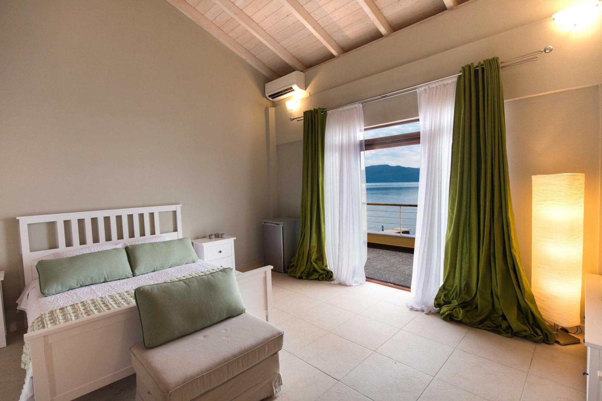 Nv Suites - Sea Front Av Properties ニキアナ エクステリア 写真